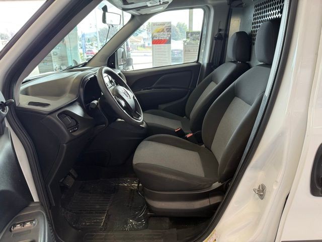 Ram ProMaster City Cargo Van Vehicle Full-screen Gallery Image 20