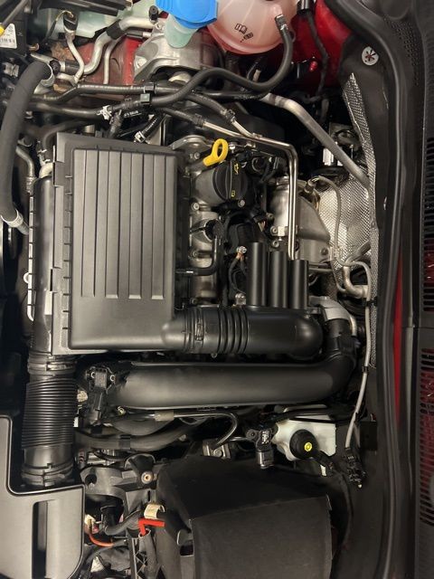 Volkswagen Jetta Vehicle Full-screen Gallery Image 26