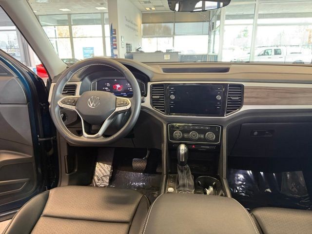 Volkswagen Atlas Vehicle Full-screen Gallery Image 26