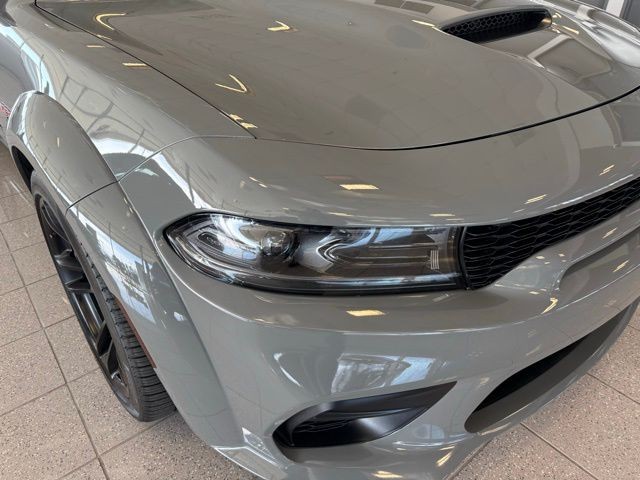 Dodge Charger Vehicle Full-screen Gallery Image 10