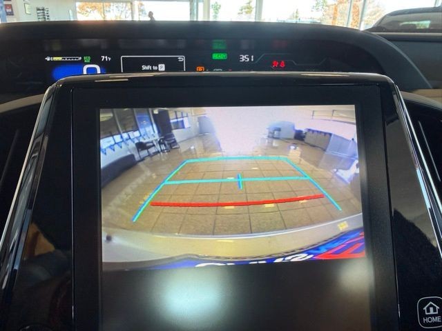 Toyota Prius Prime Vehicle Full-screen Gallery Image 13