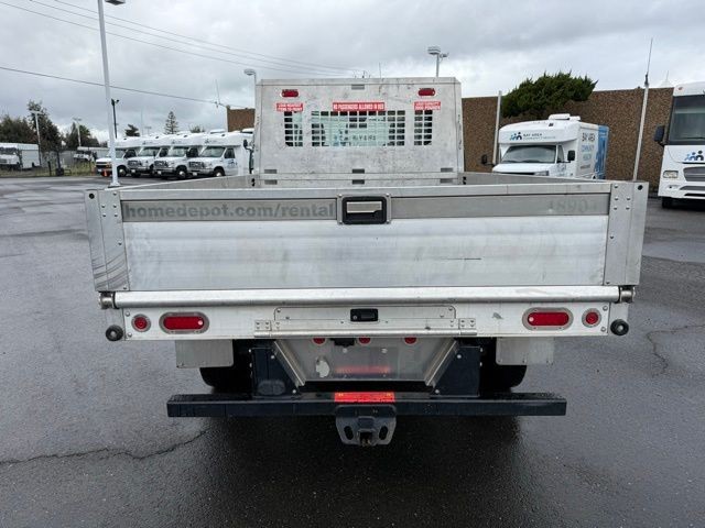 Ford Transit Chassis Vehicle Full-screen Gallery Image 04