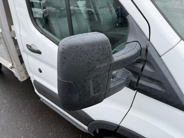 Ford Transit Chassis Vehicle Full-screen Gallery Image 12