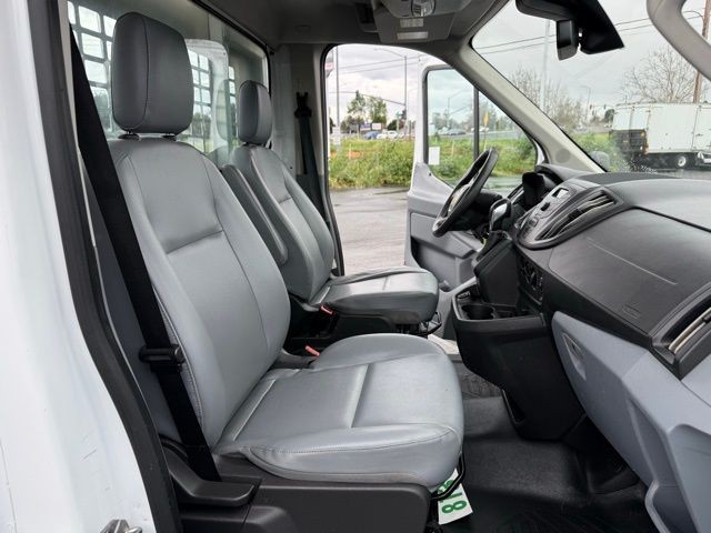 Ford Transit Chassis Vehicle Full-screen Gallery Image 20