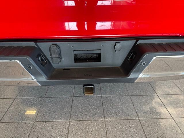 Ford F-150 Vehicle Full-screen Gallery Image 05