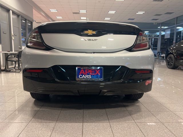 Chevrolet Volt Vehicle Full-screen Gallery Image 07