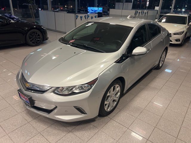 Chevrolet Volt Vehicle Full-screen Gallery Image 13