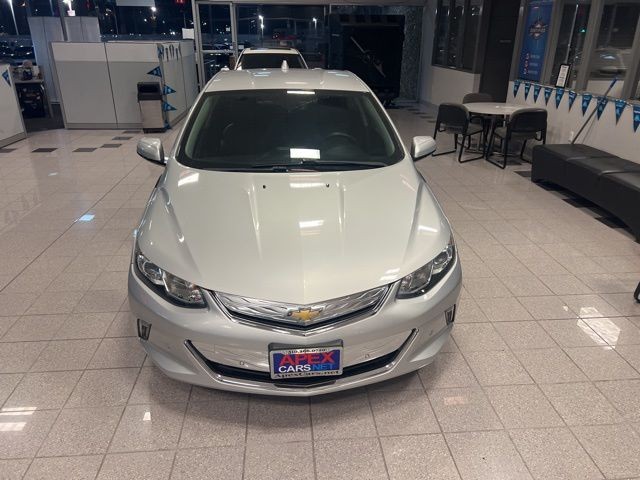 Chevrolet Volt Vehicle Full-screen Gallery Image 16