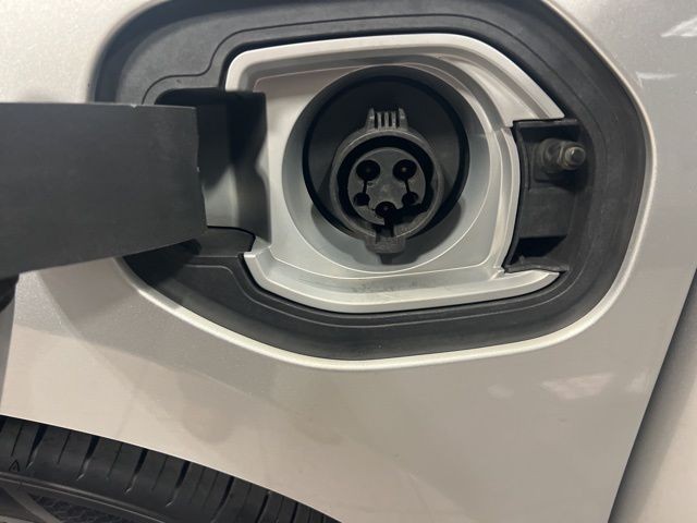 Chevrolet Volt Vehicle Full-screen Gallery Image 39