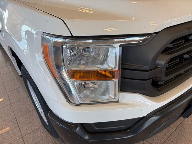 Ford F-150 Vehicle Full-screen Gallery Image 09