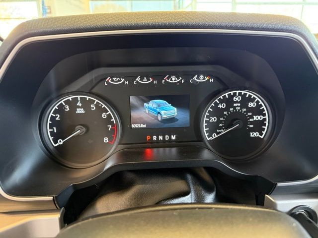 Ford F-150 Vehicle Full-screen Gallery Image 13