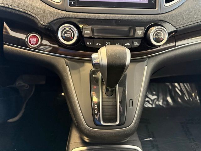 Honda CR-V Vehicle Full-screen Gallery Image 16