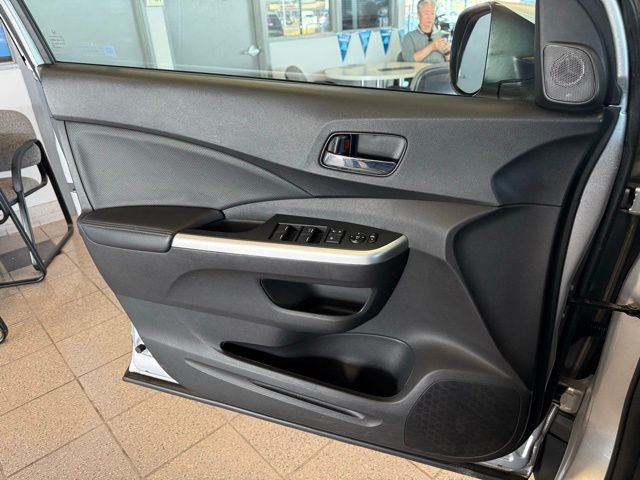 Honda CR-V Vehicle Full-screen Gallery Image 20