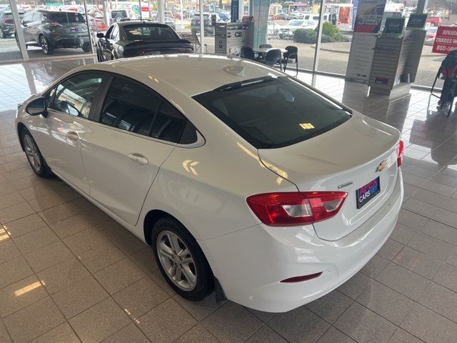 Chevrolet Cruze Vehicle Full-screen Gallery Image 08