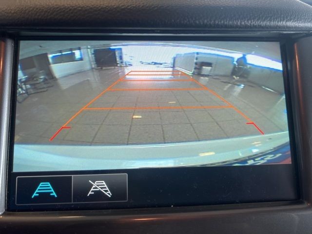 Chevrolet Cruze Vehicle Full-screen Gallery Image 19