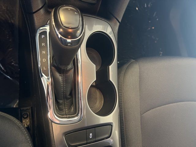 Chevrolet Cruze Vehicle Full-screen Gallery Image 21