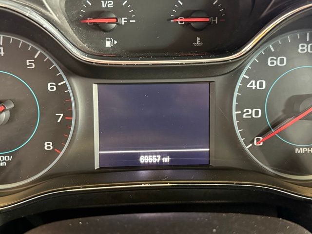 Chevrolet Cruze Vehicle Full-screen Gallery Image 12