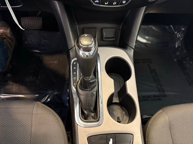 Chevrolet Cruze Vehicle Full-screen Gallery Image 16