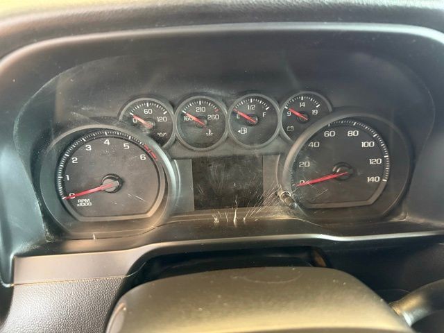 Chevrolet Silverado 1500 Vehicle Full-screen Gallery Image 14