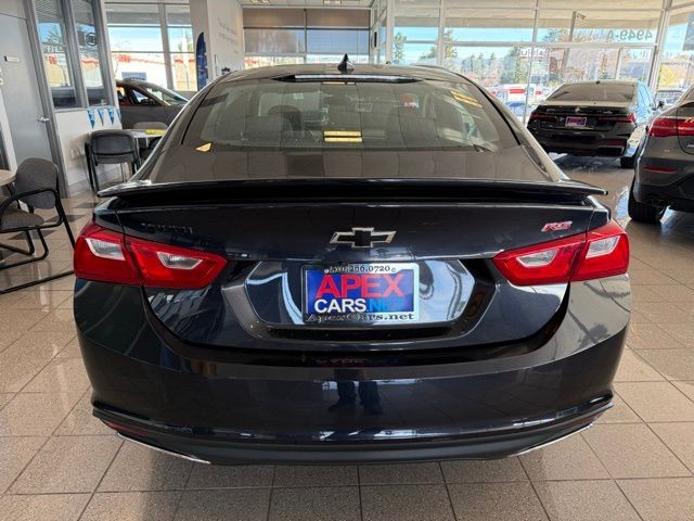 Chevrolet Malibu Vehicle Full-screen Gallery Image 04