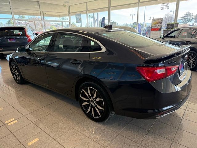 Chevrolet Malibu Vehicle Full-screen Gallery Image 05