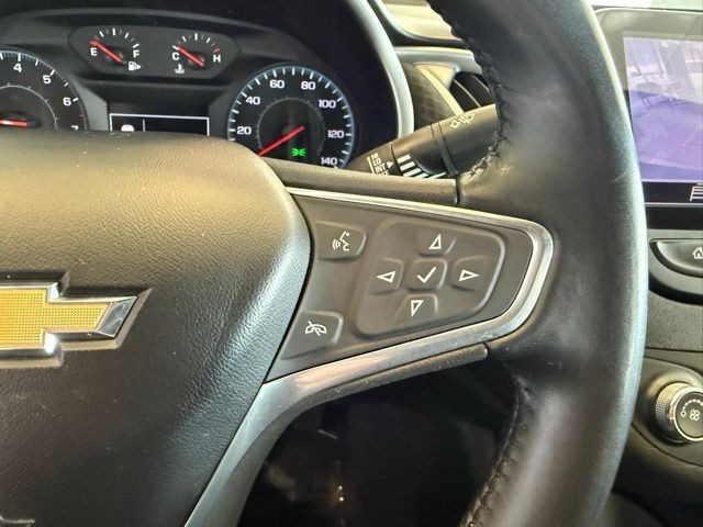 Chevrolet Malibu Vehicle Full-screen Gallery Image 17