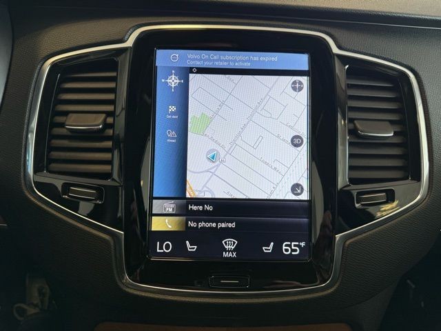 Volvo XC90 Vehicle Full-screen Gallery Image 15