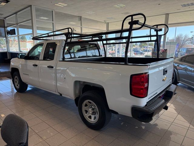 Chevrolet Silverado 1500 LD Vehicle Full-screen Gallery Image 05