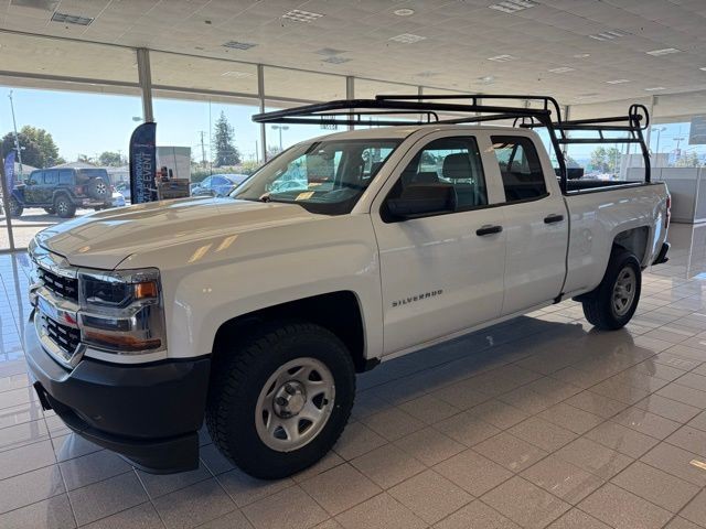 Chevrolet Silverado 1500 LD Vehicle Full-screen Gallery Image 06