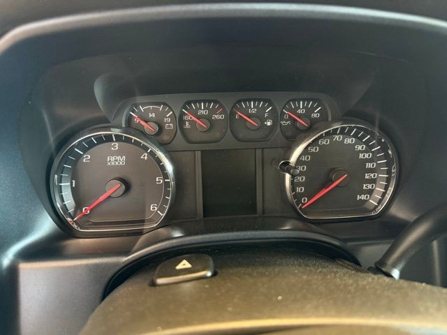 Chevrolet Silverado 1500 LD Vehicle Full-screen Gallery Image 13