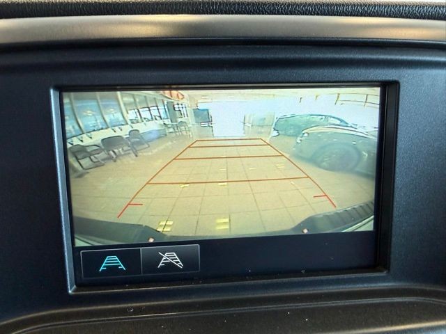 Chevrolet Silverado 1500 LD Vehicle Full-screen Gallery Image 14