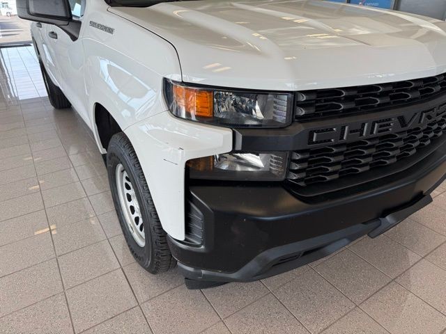 Chevrolet Silverado 1500 Vehicle Full-screen Gallery Image 08