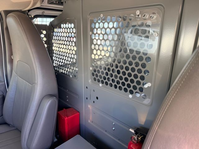 Chevrolet Express Cargo Van Vehicle Full-screen Gallery Image 20