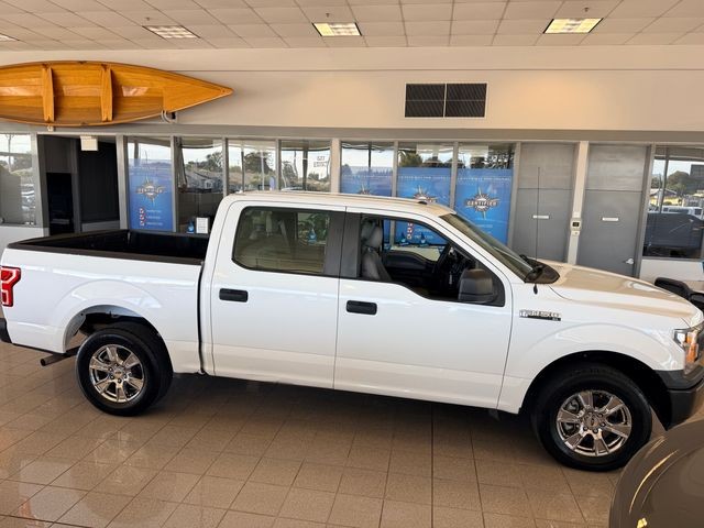 Ford F-150 Vehicle Full-screen Gallery Image 07