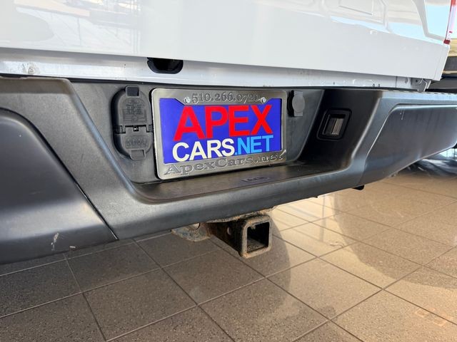 Ford F-150 Vehicle Full-screen Gallery Image 20