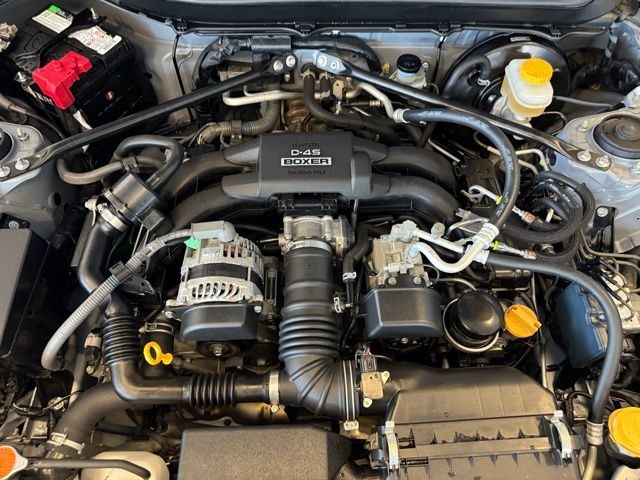 Subaru BRZ Vehicle Full-screen Gallery Image 22