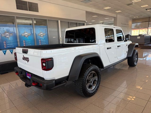 Jeep Gladiator Vehicle Full-screen Gallery Image 03