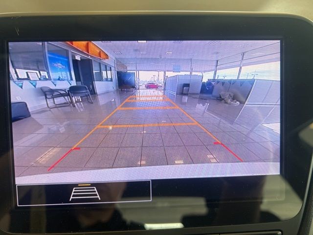 Chevrolet Malibu Vehicle Full-screen Gallery Image 28