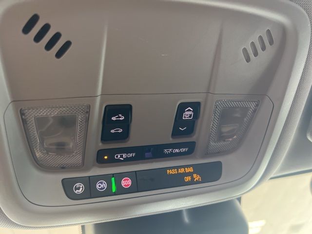 Chevrolet Malibu Vehicle Full-screen Gallery Image 29