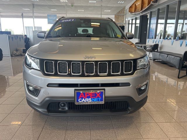 Jeep Compass Vehicle Full-screen Gallery Image 16