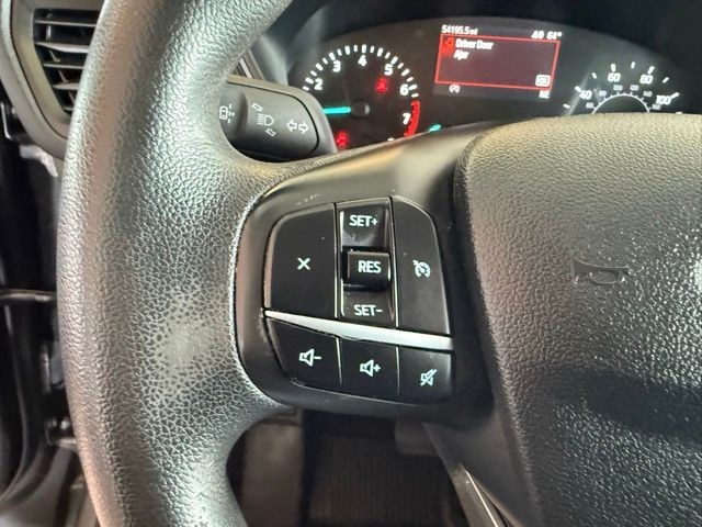 Ford Escape Vehicle Full-screen Gallery Image 18