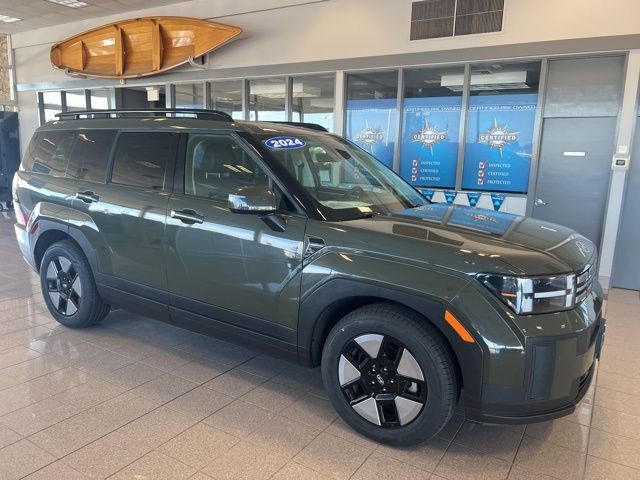 Hyundai Santa Fe Hybrid Vehicle Full-screen Gallery Image 02