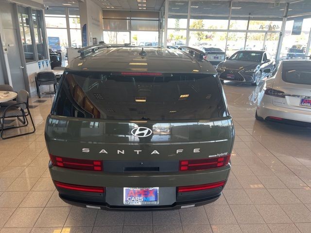 Hyundai Santa Fe Hybrid Vehicle Full-screen Gallery Image 07