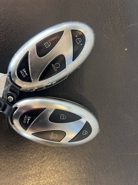 Hyundai Santa Fe Hybrid Vehicle Full-screen Gallery Image 35