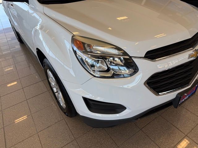 Chevrolet Equinox Vehicle Full-screen Gallery Image 08