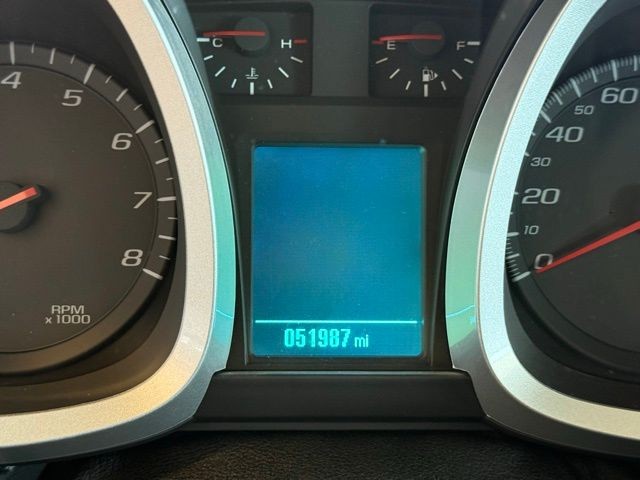 Chevrolet Equinox Vehicle Full-screen Gallery Image 12