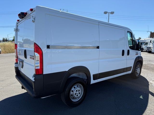 Ram ProMaster Cargo Van Vehicle Full-screen Gallery Image 03