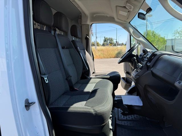 Ram ProMaster Cargo Van Vehicle Full-screen Gallery Image 21