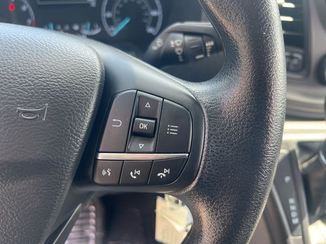 Ford Transit Passenger Wagon Vehicle Full-screen Gallery Image 15