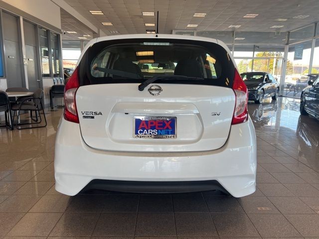 Nissan Versa Note Vehicle Full-screen Gallery Image 06